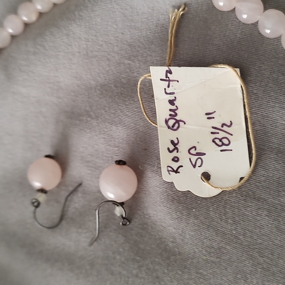 Rose quartz necklace with earrings - Picture 2 of 4
